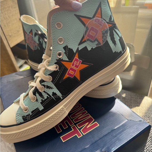 Converse Chuck Taylor All Star 70 Hi - Chinatown Market NBA Los Angeles Lakers - Picture 4 of 9